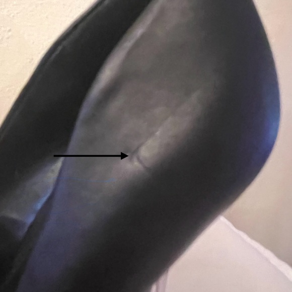 Steve Madden Galleryy Black Leather Stilettos, Size 8, EUC - Picture 9 of 9